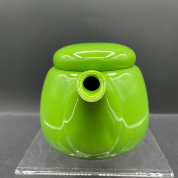 Gail Craft Japan Lime Green Apple Green Small Ceramic Tea Pot with Disc Lid - Picture 5 of 12